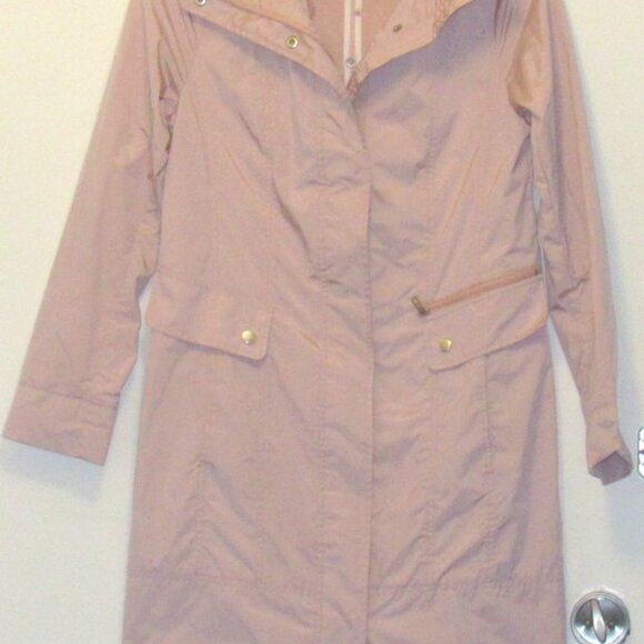 Cole Haan Signature Ladies Pink Rain Jacket, Hood, Zipper and Snap, Pockets J116 - Picture 2 of 11